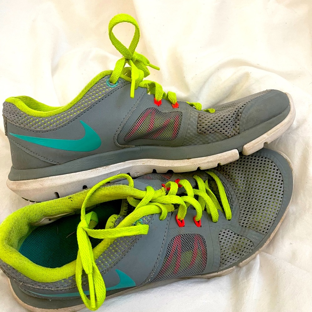 NIKE FLEX RUNNING SHOES - Picture 3 of 3